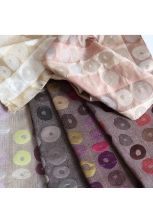 Draperie model geometric